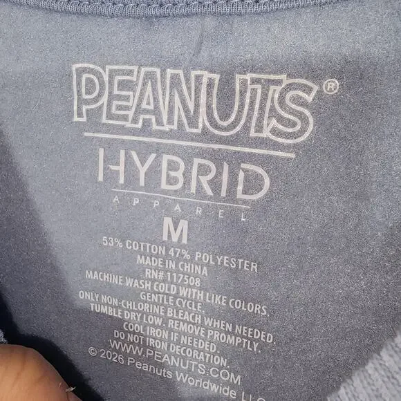 Snoopy and Woodstock Graphic Sweatshirt' women's medium - Picture 4 of 6